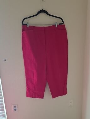 Talbots Bright Pink Cropped Dress Capris